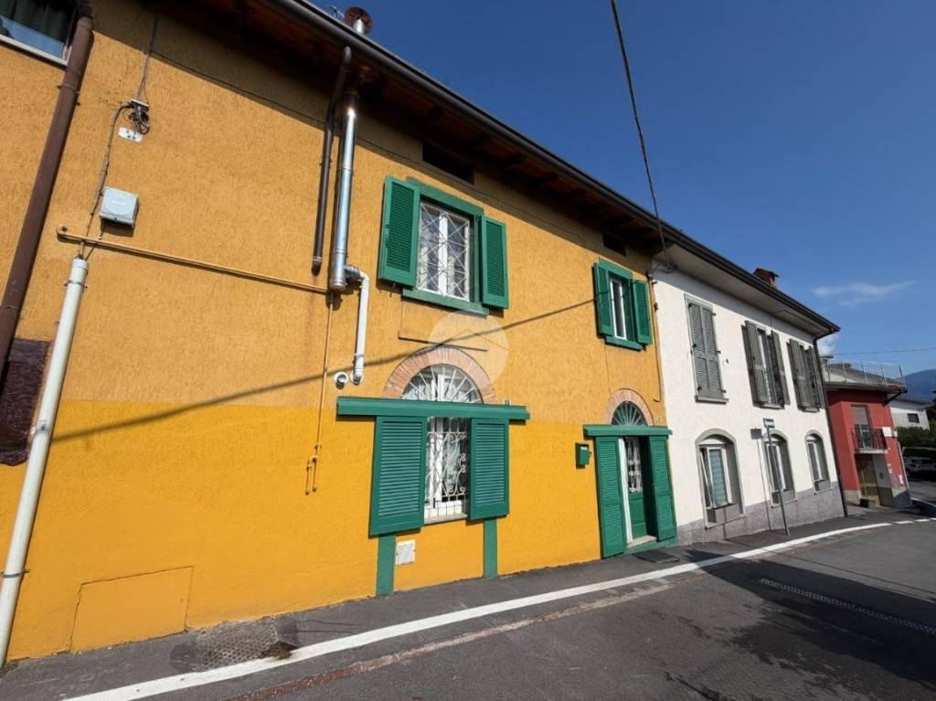 casa indipendente in vendita a Trescore Balneario