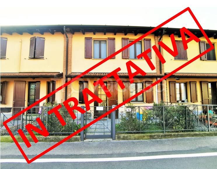 casa indipendente in vendita a Treviglio