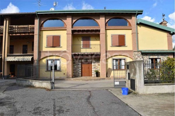 casa indipendente in vendita a Treviglio in zona Battaglie