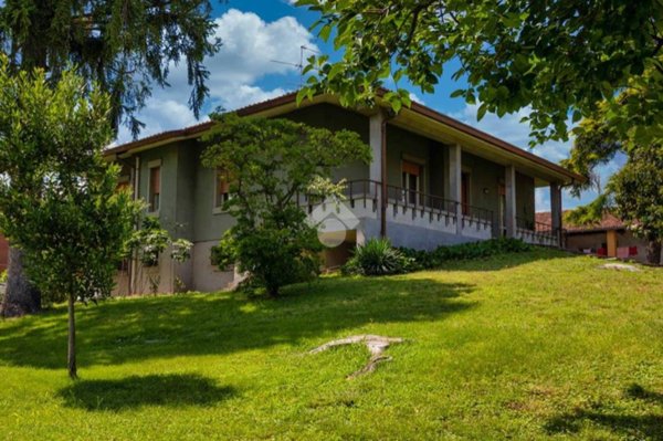 casa indipendente in vendita a Treviglio