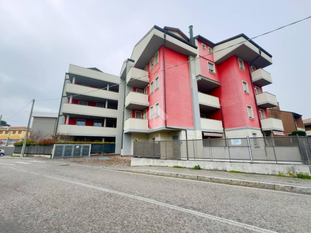 casa indipendente in vendita a Treviglio