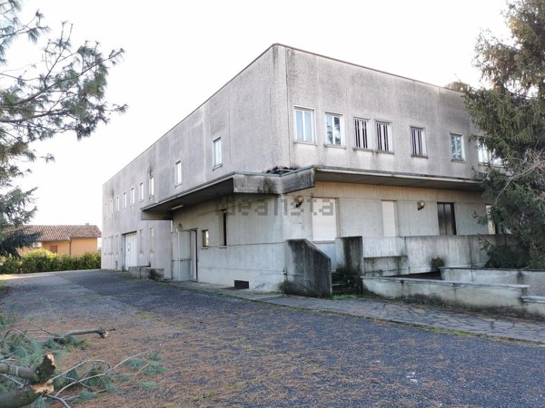 capannone in vendita a Treviglio