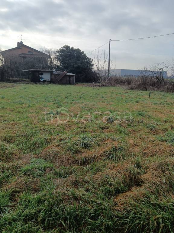 terreno edificabile in vendita a Treviglio