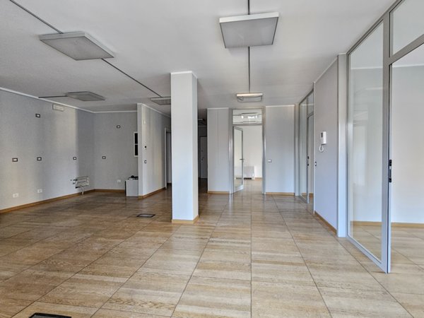 ufficio in vendita a Treviglio