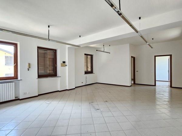 ufficio in vendita a Treviglio