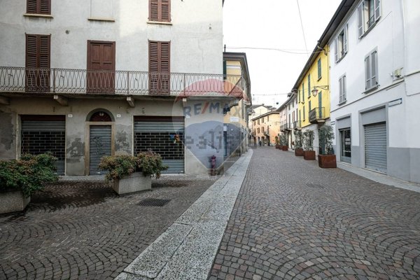 negozio in vendita a Treviglio