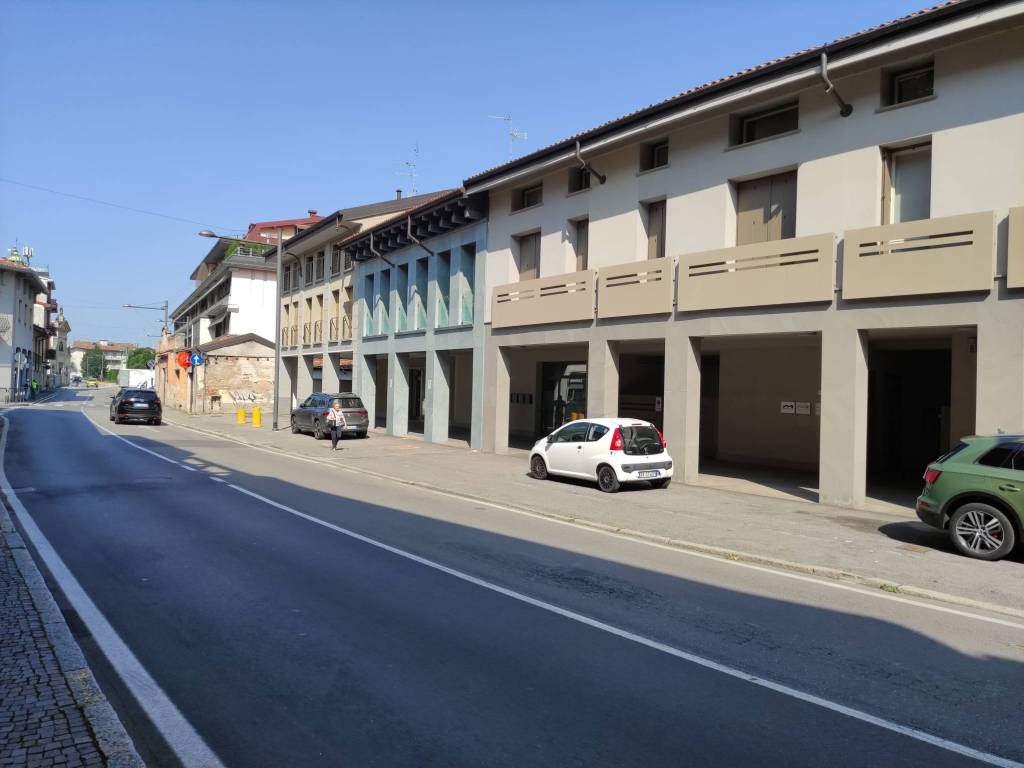 ufficio in vendita a Treviglio