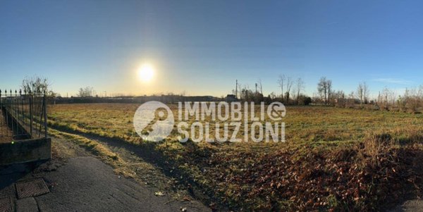 casa indipendente in vendita a Treviglio