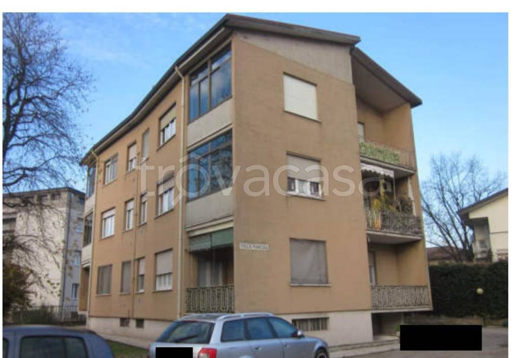appartamento in vendita a Treviglio in zona Geromina
