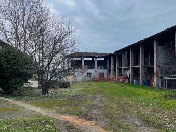 casa indipendente in vendita a Treviglio