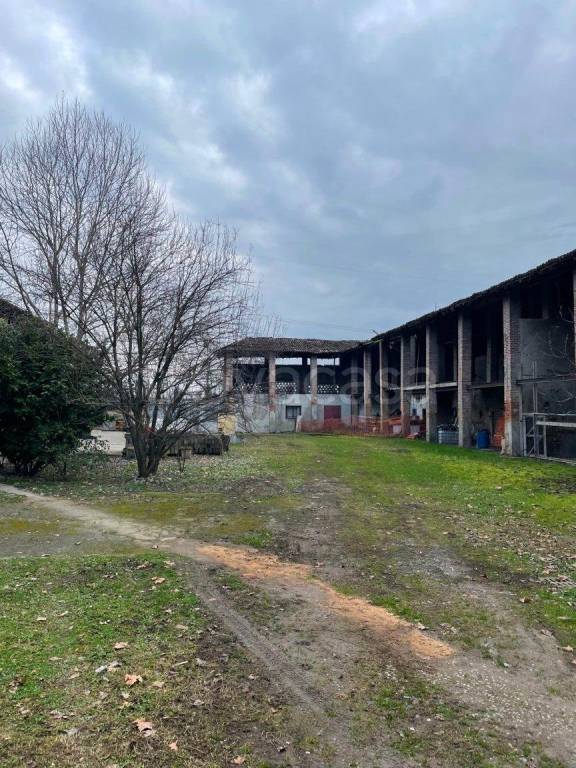 casa indipendente in vendita a Treviglio