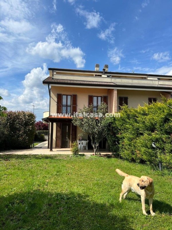 casa indipendente in vendita a Treviglio