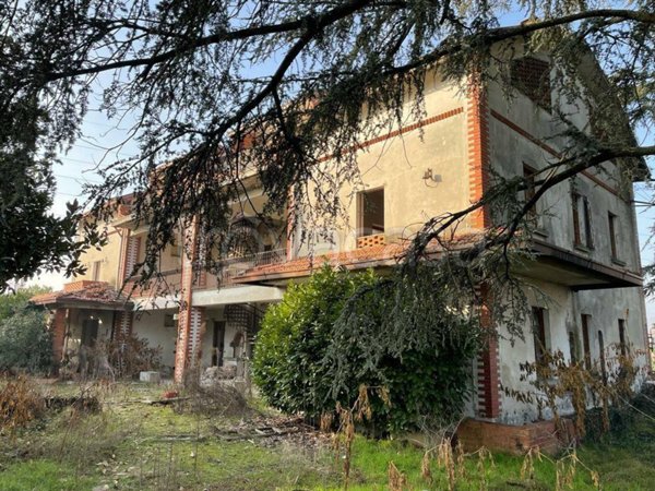 casa indipendente in vendita a Treviglio