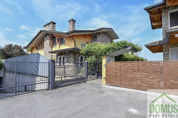 casa indipendente in vendita a Treviglio