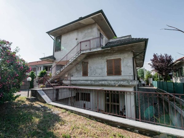 casa indipendente in vendita a Treviglio