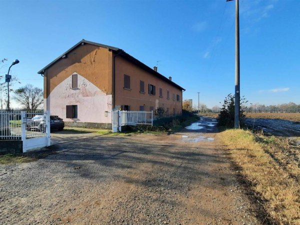 casale in vendita a Treviglio