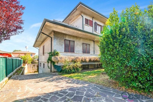 casa indipendente in vendita a Treviglio