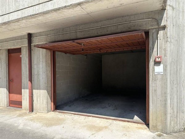 locale di sgombero in vendita a Treviglio