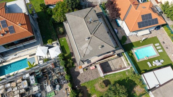 casa indipendente in vendita a Treviglio