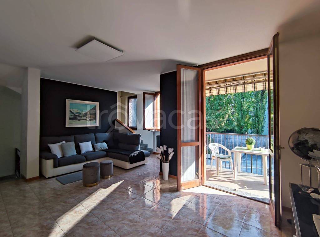 casa indipendente in vendita a Treviglio
