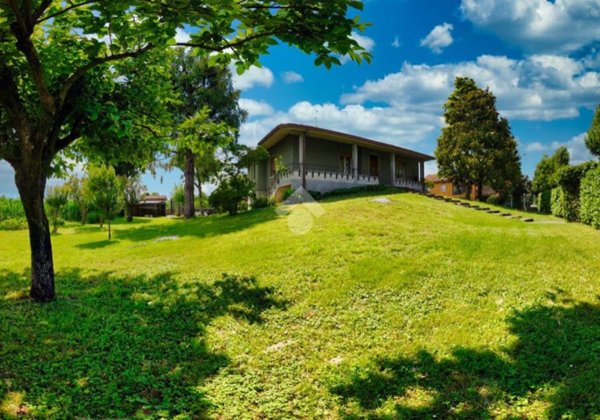 casa indipendente in vendita a Treviglio