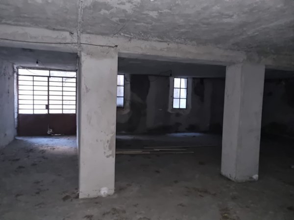 locale di sgombero in vendita a Treviglio