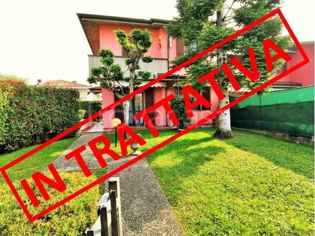 casa indipendente in vendita a Treviglio