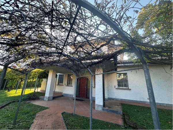 casa indipendente in vendita a Treviglio