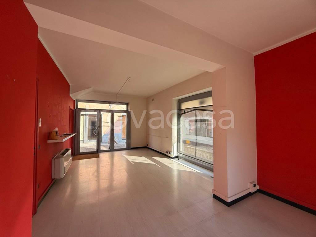 negozio in vendita a Treviglio