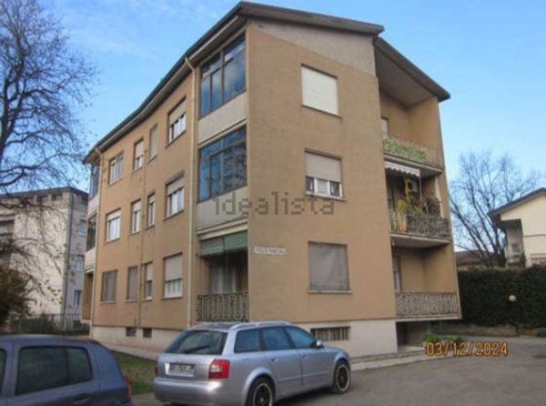 appartamento in vendita a Treviglio in zona Geromina