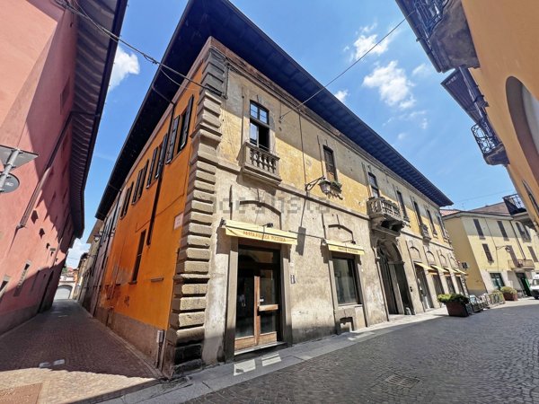 negozio in vendita a Treviglio