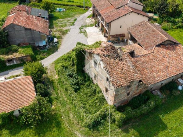 casa indipendente in vendita a Treviglio