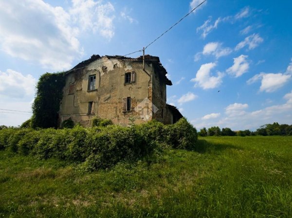 casale in vendita a Treviglio