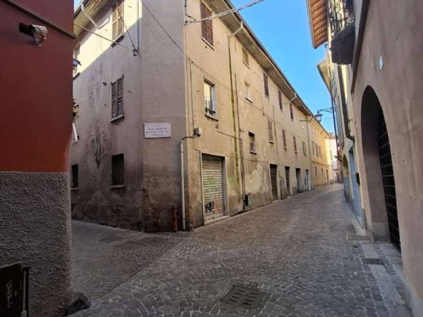 casa indipendente in vendita a Treviglio
