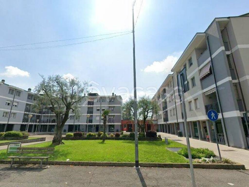 negozio in vendita a Treviglio