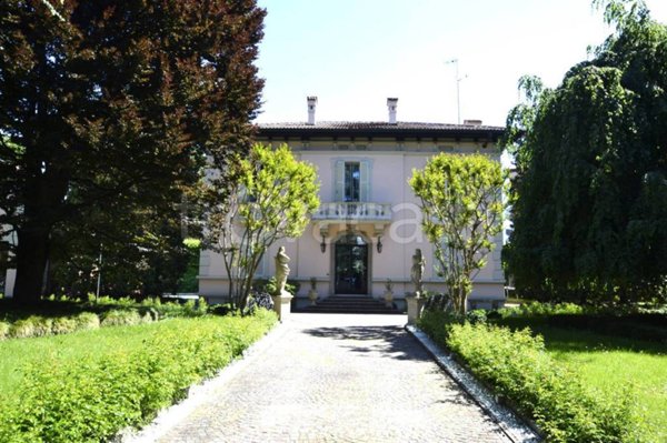 casa indipendente in vendita a Treviglio