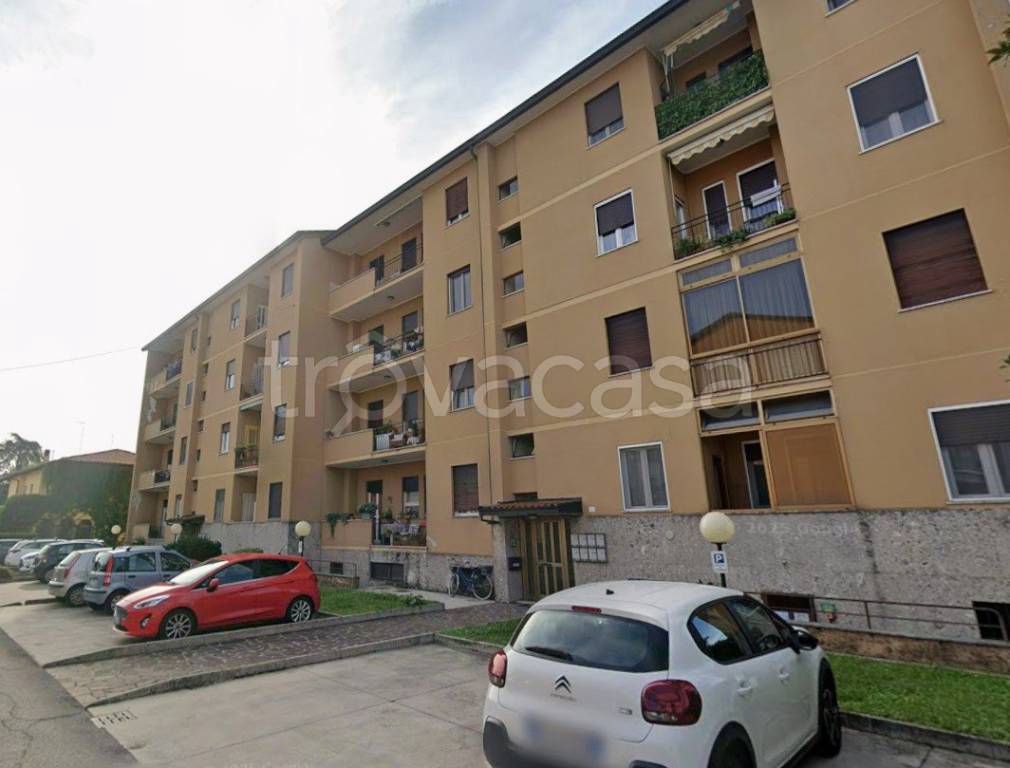 ufficio in vendita a Treviglio