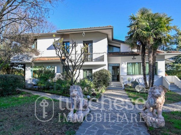 casa indipendente in vendita a Treviglio