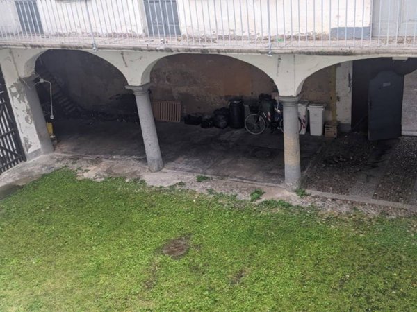 intera palazzina in vendita a Treviglio