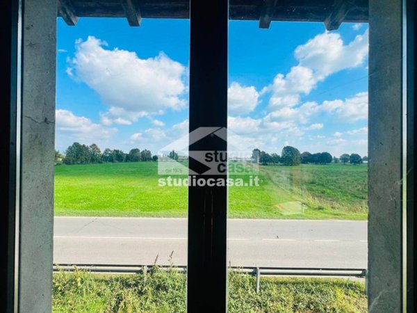 negozio in vendita a Treviglio