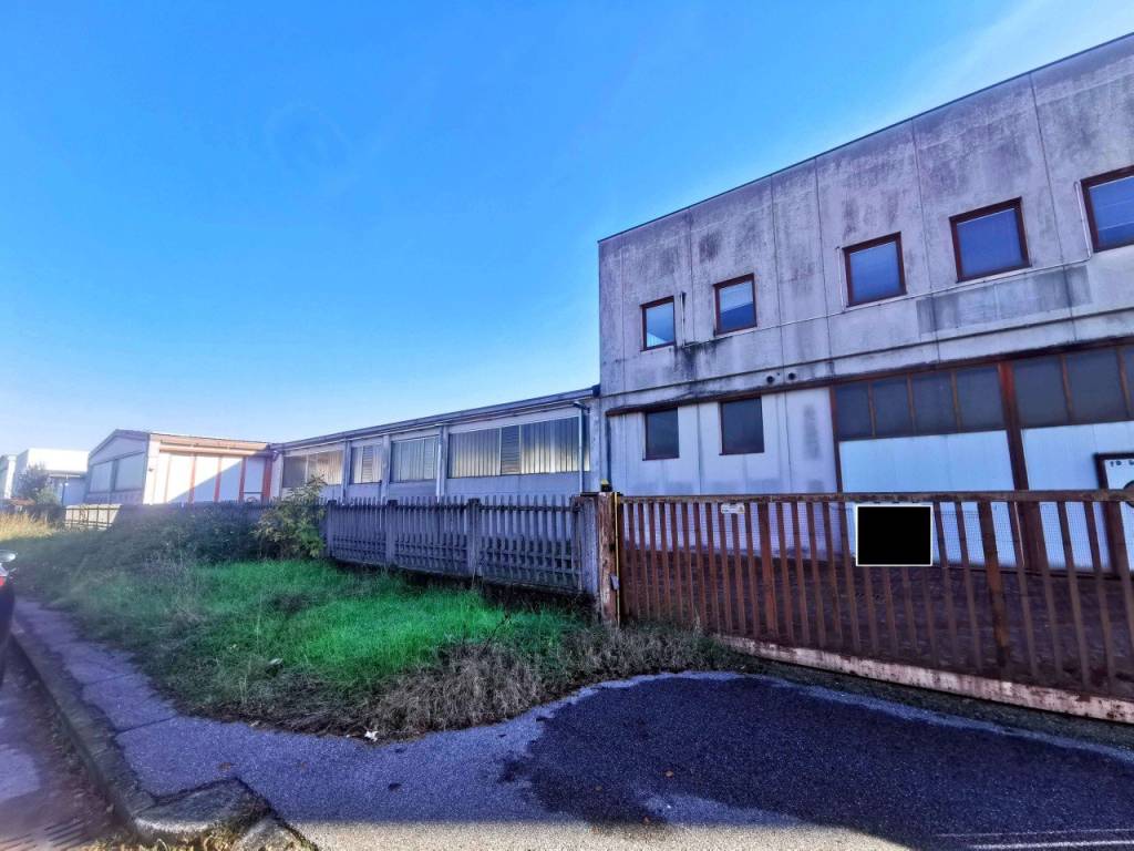 casa indipendente in vendita a Treviglio