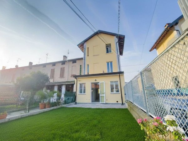 casa indipendente in vendita a Treviglio