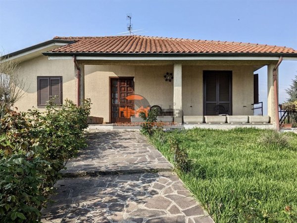 casa indipendente in vendita a Treviglio
