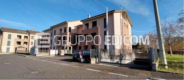 locale commerciale in vendita a Treviglio