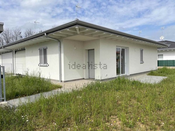 casa indipendente in vendita a Treviglio