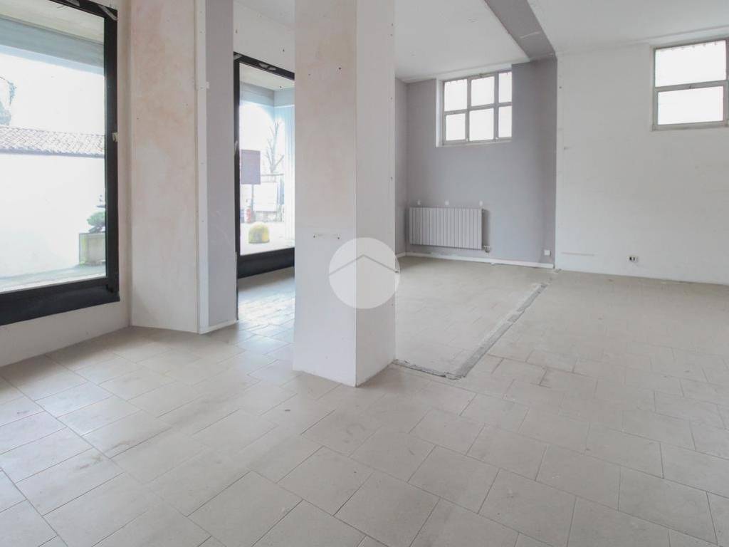 ufficio in vendita a Treviglio