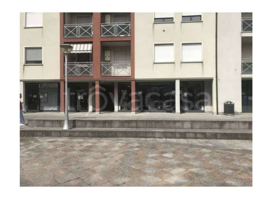 negozio in vendita a Treviglio