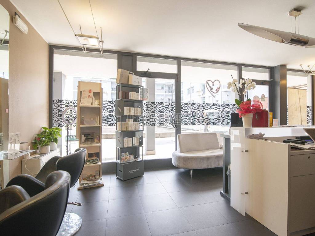negozio in vendita a Treviglio