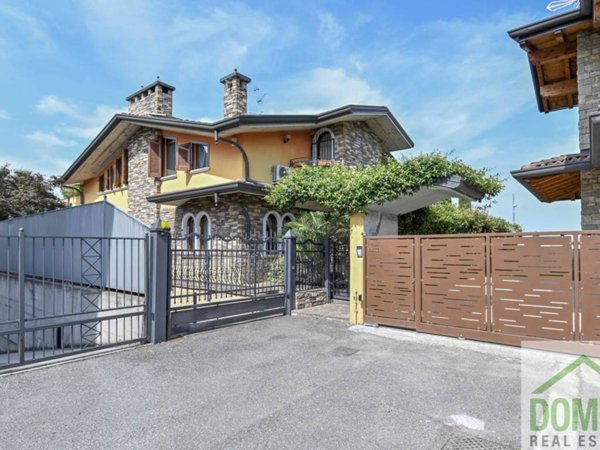 casa indipendente in vendita a Treviglio