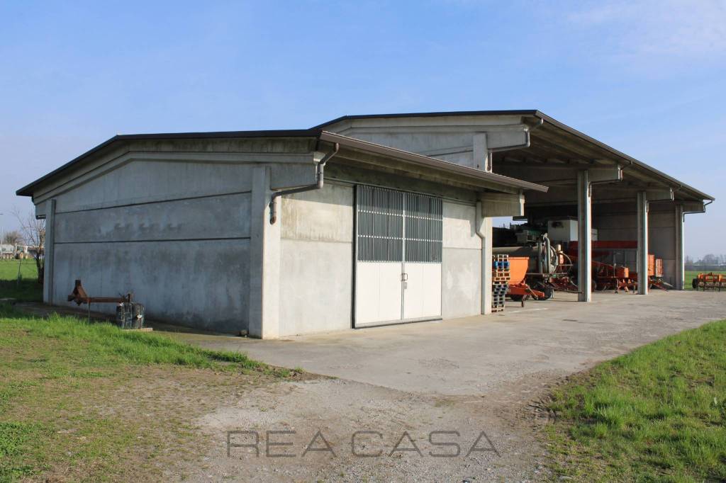 casa indipendente in vendita a Treviglio